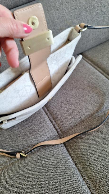 Kabelka 23.5cmx24cm, calvin klein