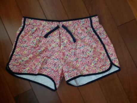 Športové šortky, decathlon,146