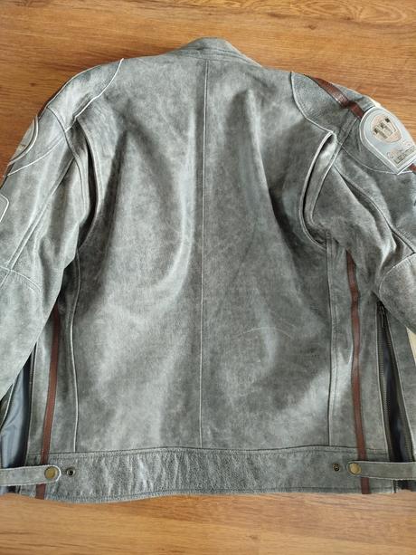 Sedy kozák z max, m