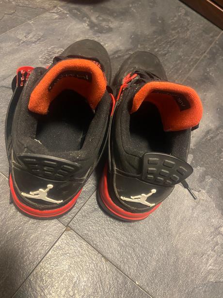 Jordan 4 thunder red, 41