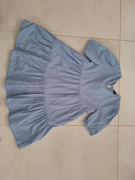 Predam letne saty, 146