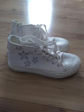 Tramky, nelli blu,32