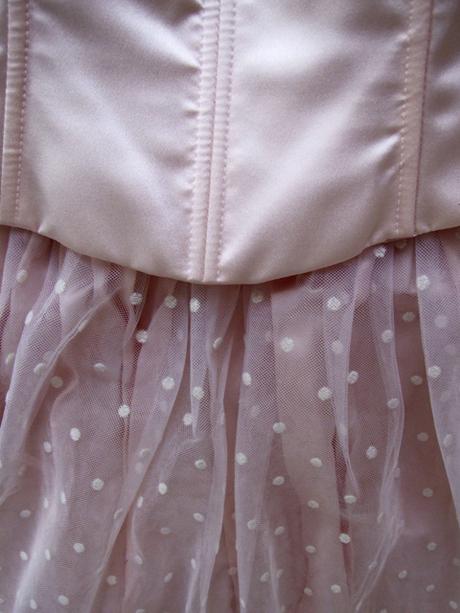 Spoločenské šaty, 34