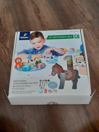 Narodeninová cirkusová manéž, 