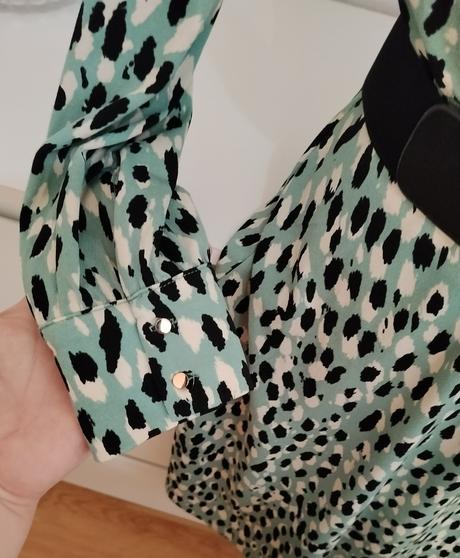 H&m elegantné mint vzorované šaty s dlhým rukávom, h&m,s