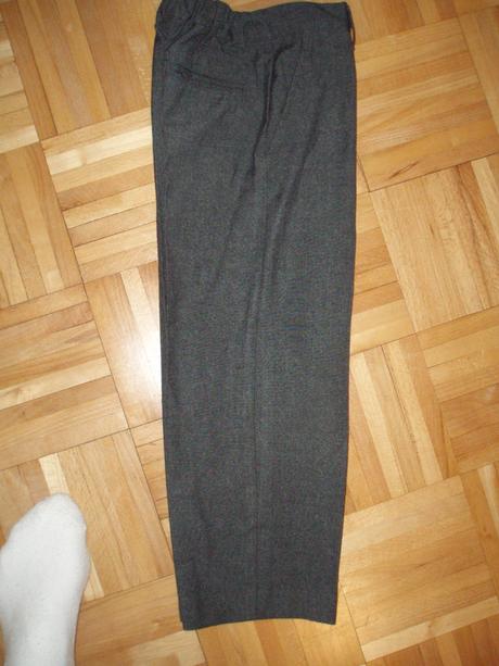  tmavo-sive tesilove nohavice 116, tu,116