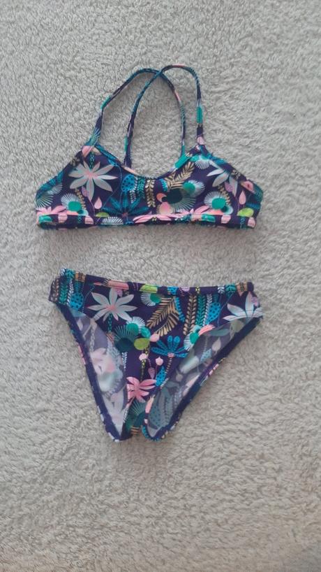 Dievcenske dvojdielne plavky, decathlon,128