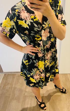 Kvetinové koselove šaty, 42