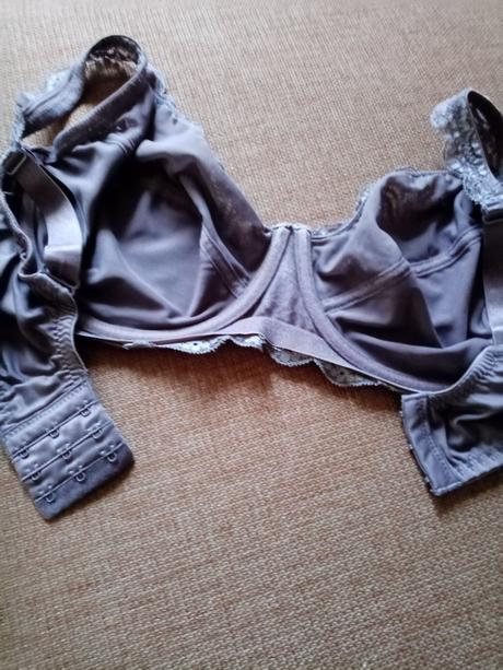 Podprsenka, bonprix,85e