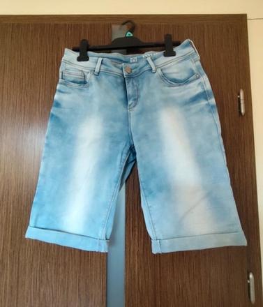 Bledomodre elasticke shortky, f&f, vel. 38, pekne, f&f,38