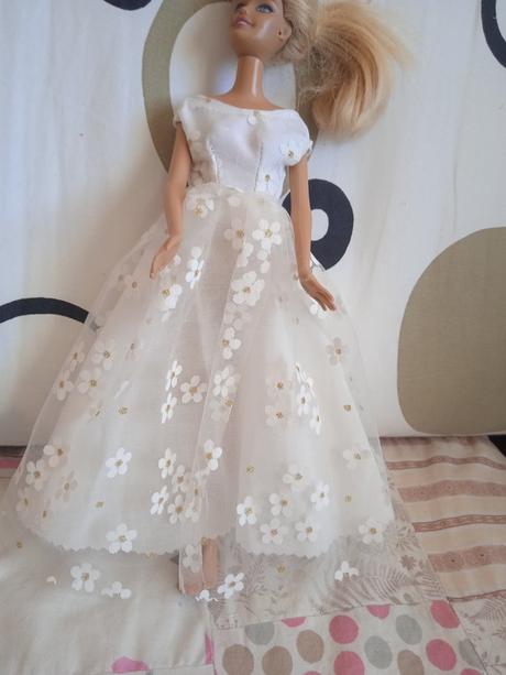 Šaty pre babiku barbie,
