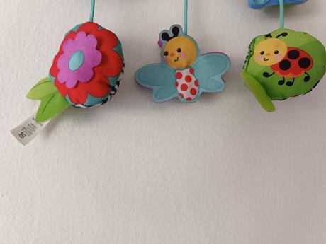 Detský kolotoč na postieľku -fisher price, 