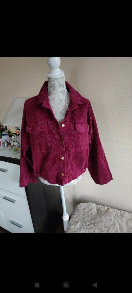 Dámska menčestrova bundička, 