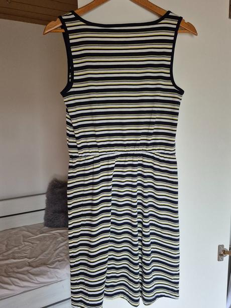 Pásikové letné šaty bez rukávov, esmara,m