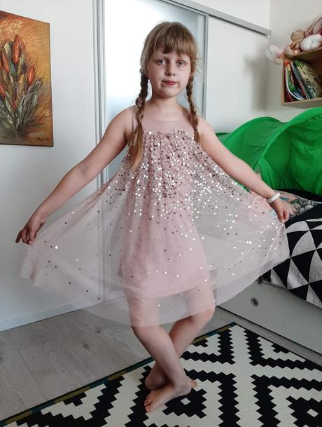 Dokonale slavnostne saticky next s flitrikmi, next,140