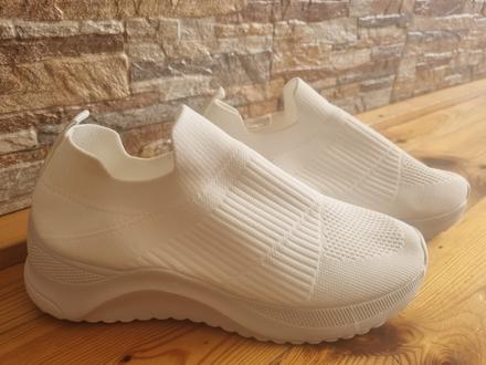 Tenisky minimal velkosť 40, 40