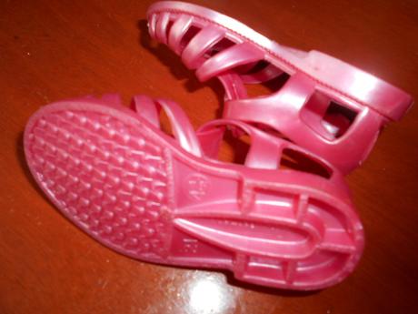 Potreby pre šport ,sandálky do vody, 21