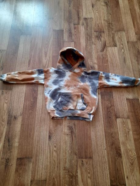 Mikyna, reserved,128