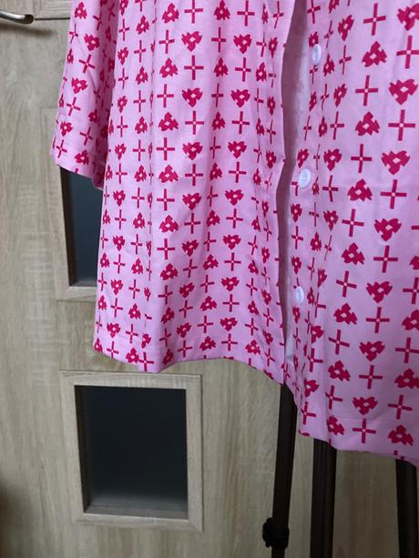 Crop top košeľa so vzorom, m