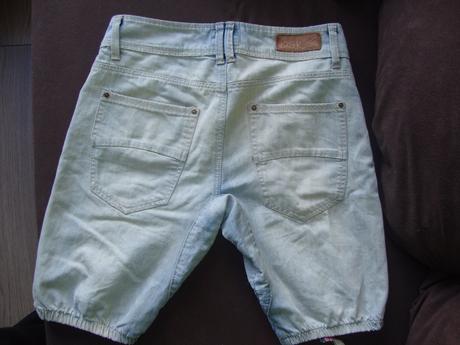 Riflove šortky bershka s nízkym pudlom takmer nové, 36