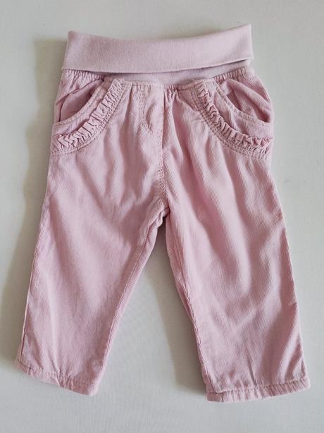 Menčestrové nohavice, 62