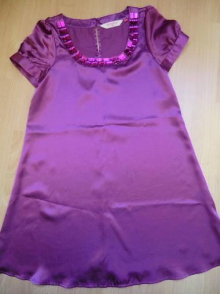 Saténové šaty - raz oblečené, 158