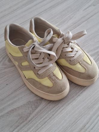 Tenisky, reserved,33