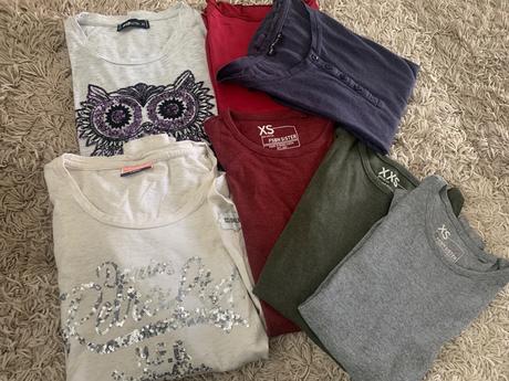 Dámske oblečenie, s