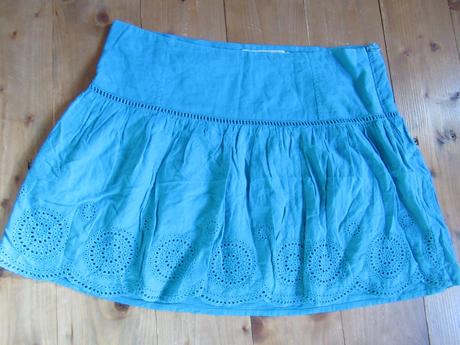 Tyrkysová suknička, bershka,m