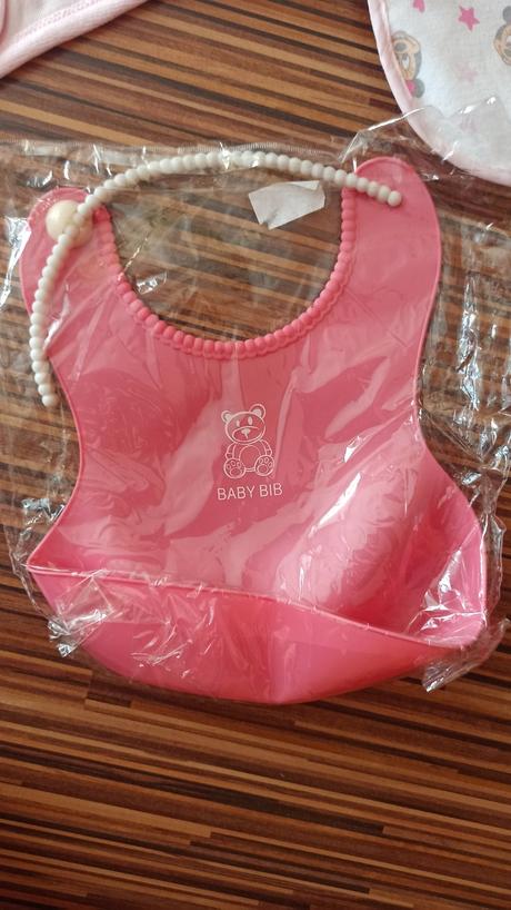 Nove oblecenie dievcatko 62-68, 68–80