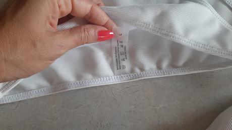 Biele plavky - bikiny, l