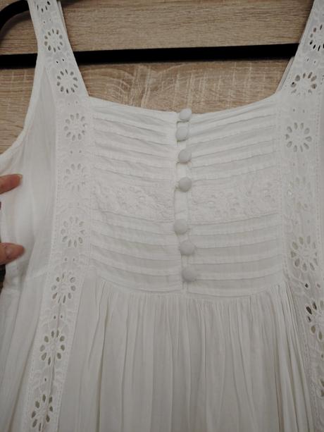 Krásne romantické šaty, s / xs