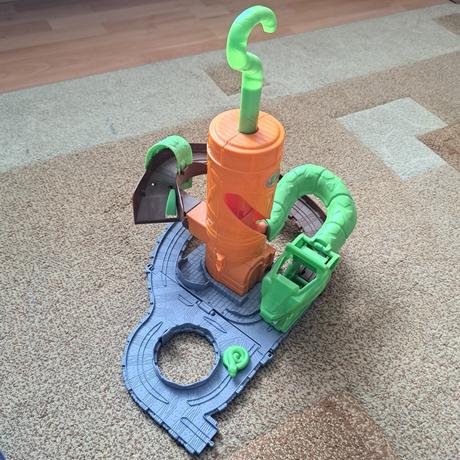 Fisher-price mašinka tomáš hadia dráha - železničn,
