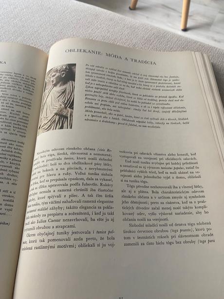 Veľká obrovská krásna stará kniha antický rím 1969,