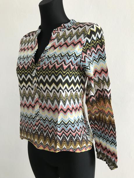 Farebná blúzka na leto, s