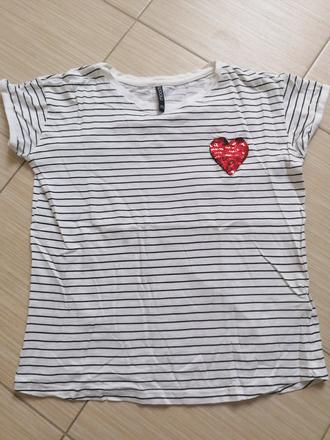 Tričko s flitrovym srdieckom, xs