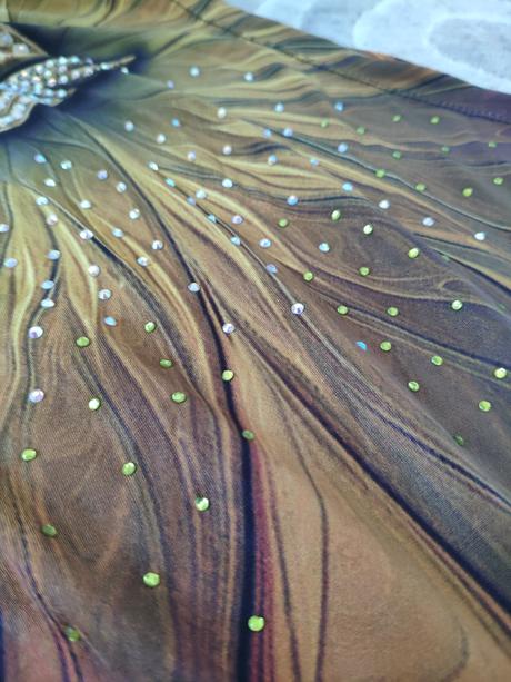 Asymetrická tunika b, m