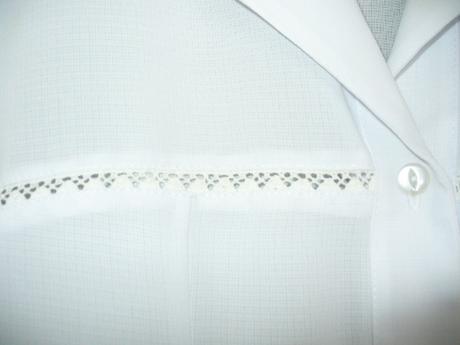Biela blúzka s krajkou v.36 alebo s/m aj výmena, s