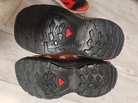 Turisticke tenisky salomon 28, salomon,28