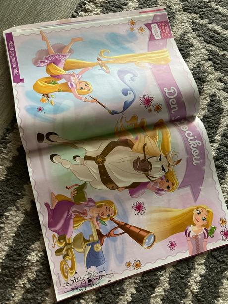 Dievčenské časopisy 5ks, 