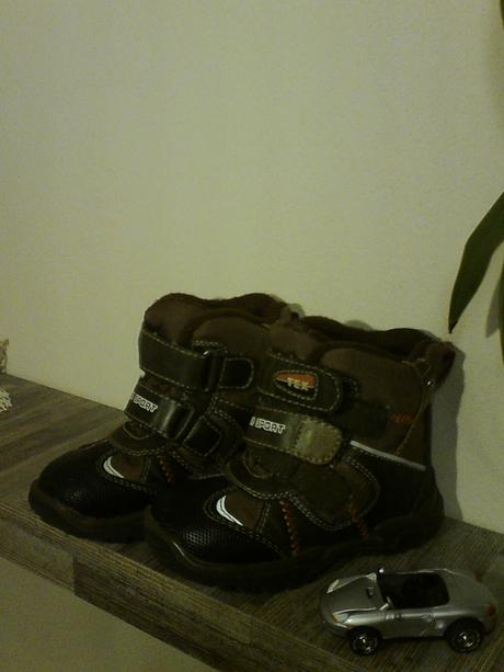 Čižmičky, lupilu,23