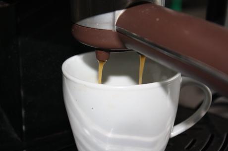 Delonghi kavovar,