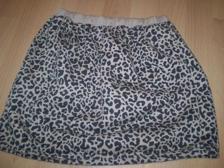 Sukňa v.134, c&a,134