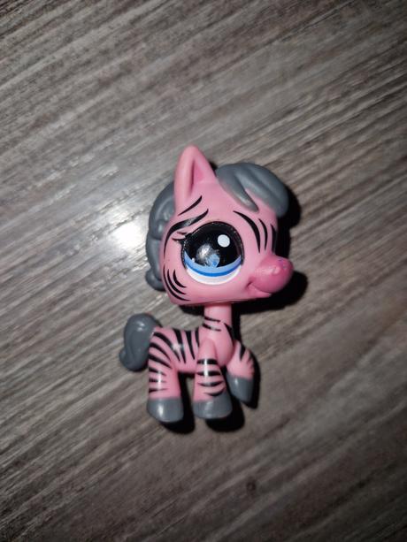Littlest pet shop zebra 2078,
