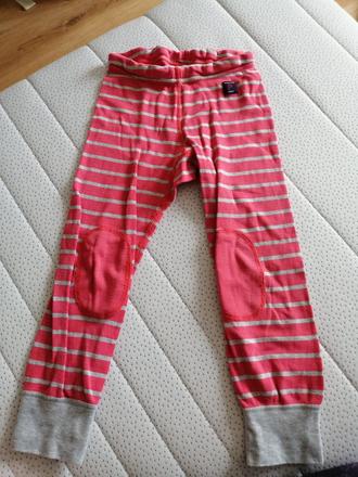 Pruhovane teplaky, 98