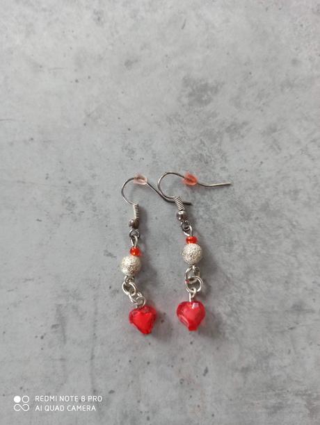 Červené nausnice 3 kusy,