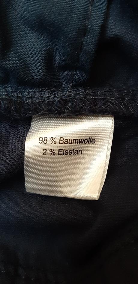 Tmavomodré rifle, alive,152