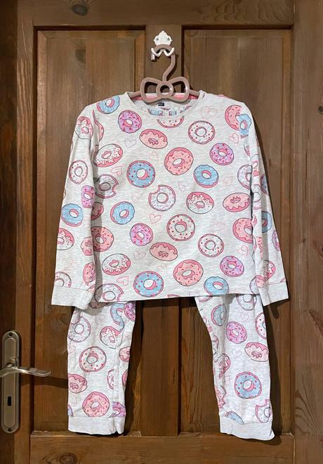 Bavlnené pyžamko s donutmi f&f 152, f&f,152