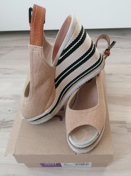 Sandal na platforme č.36, 36