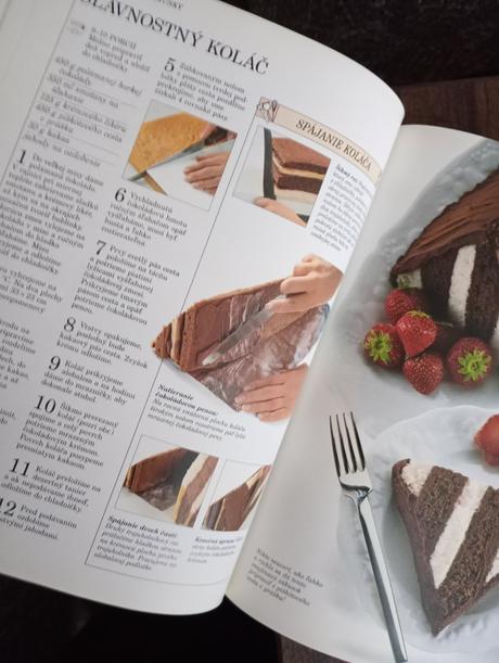 Zlatá kniha marry berryovej dezerty a cukrovinky., 